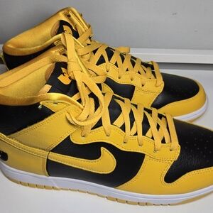 Nike Dunk High Black and Gold New With Out Box Sneakers